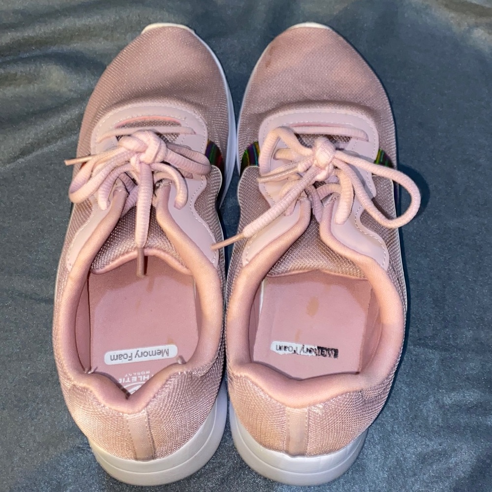 Pink athletic works tennis shoes